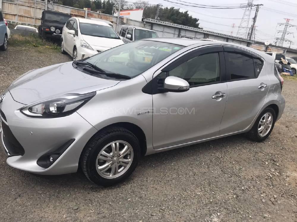 Toyota Aqua 2018 for Sale in Peshawar Image-1
