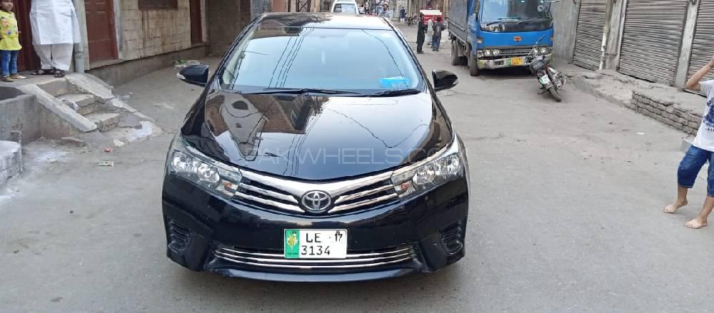 Toyota Corolla 2016 for Sale in Lahore Image-1