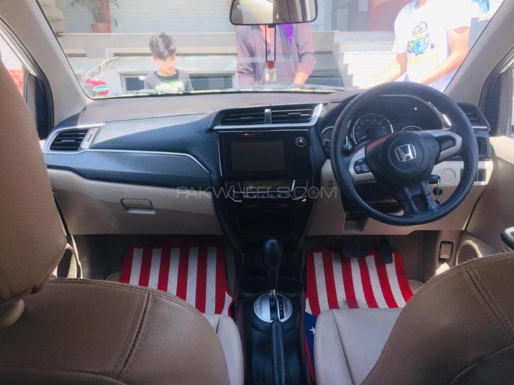 ہونڈا بی آر-وی 2017 for Sale in اسلام آباد ہونڈا بی آر-وی 2017 for Sale in اسلام آباد Image-3