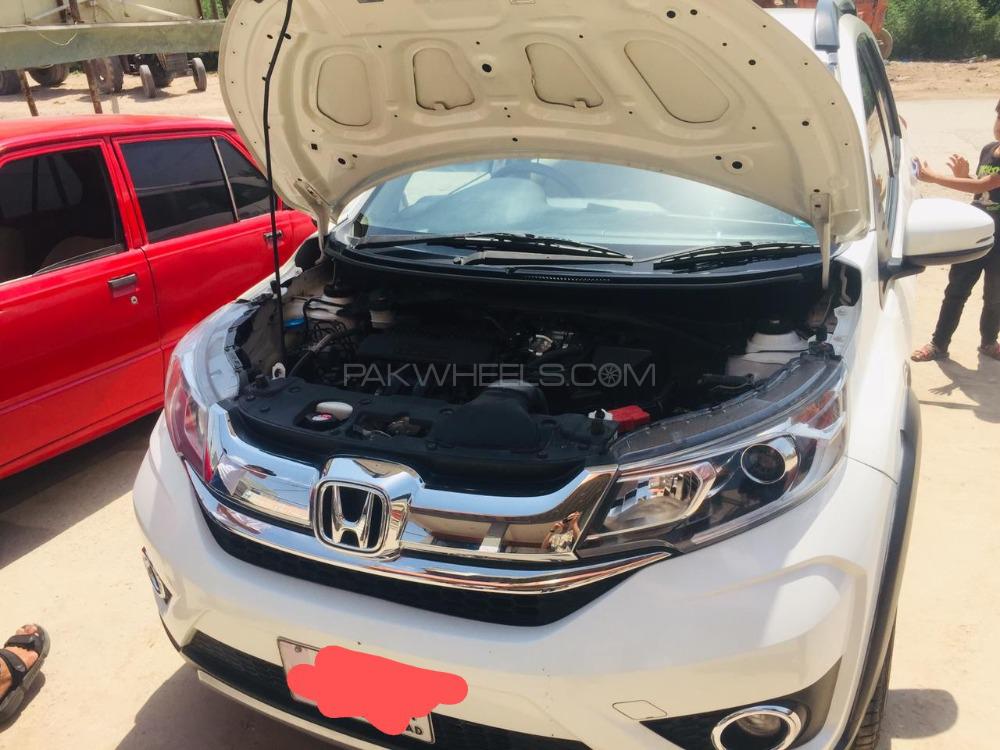 ہونڈا بی آر-وی 2017 for Sale in اسلام آباد ہونڈا بی آر-وی 2017 for Sale in اسلام آباد Image-8