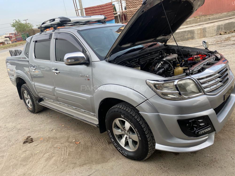 Toyota Hilux 2012 for Sale in Wah cantt Toyota Hilux 2012 for Sale in Wah cantt Image-2