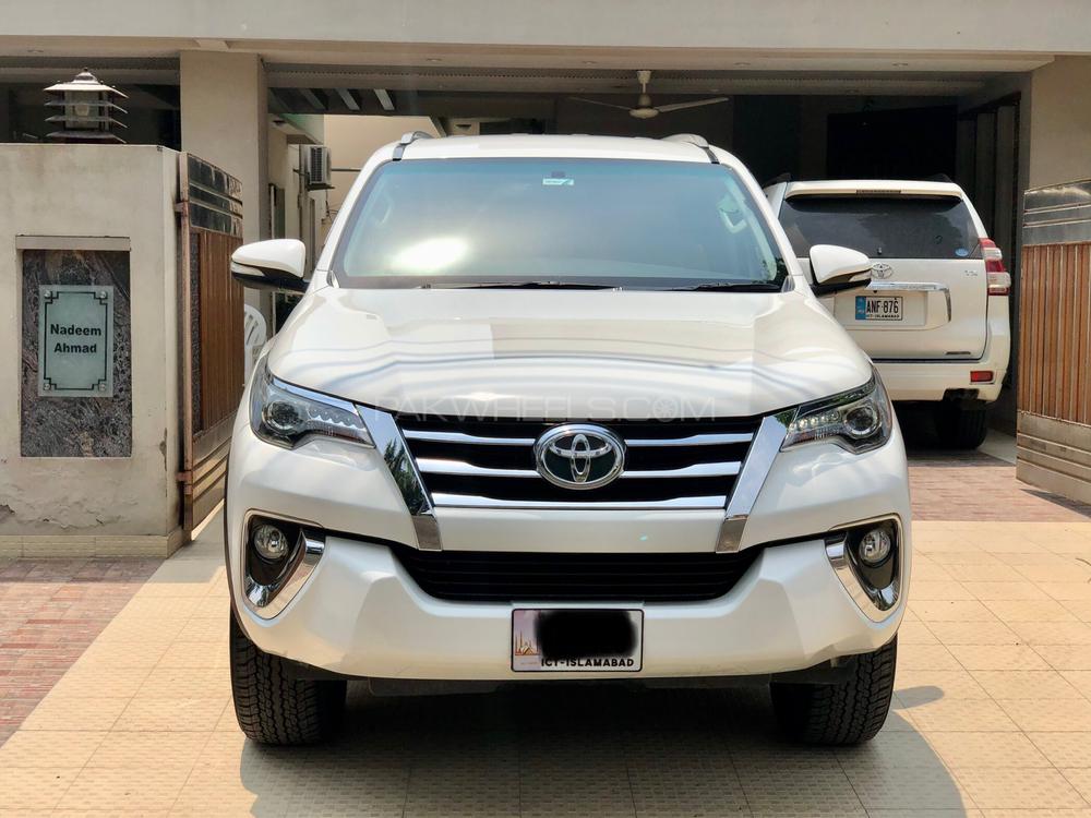 Toyota Fortuner 2017 for Sale in Lahore Image-1