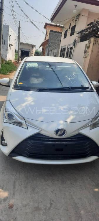 Toyota Vitz 2019 for Sale in Sialkot Image-1