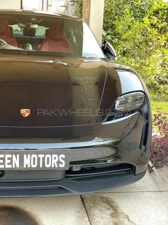Porsche Taycan 2021 for Sale in Lahore Porsche Taycan 2021 for Sale in Lahore Image-4