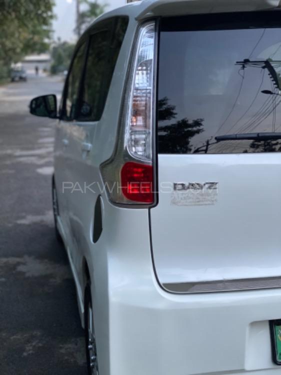 نسان ڈیز ہائی وے اسٹار 2013 for Sale in لاہور نسان ڈیز ہائی وے اسٹار 2013 for Sale in لاہور Image-3