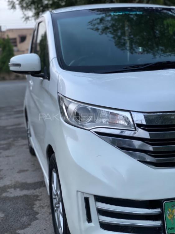 نسان ڈیز ہائی وے اسٹار 2013 for Sale in لاہور نسان ڈیز ہائی وے اسٹار 2013 for Sale in لاہور Image-2