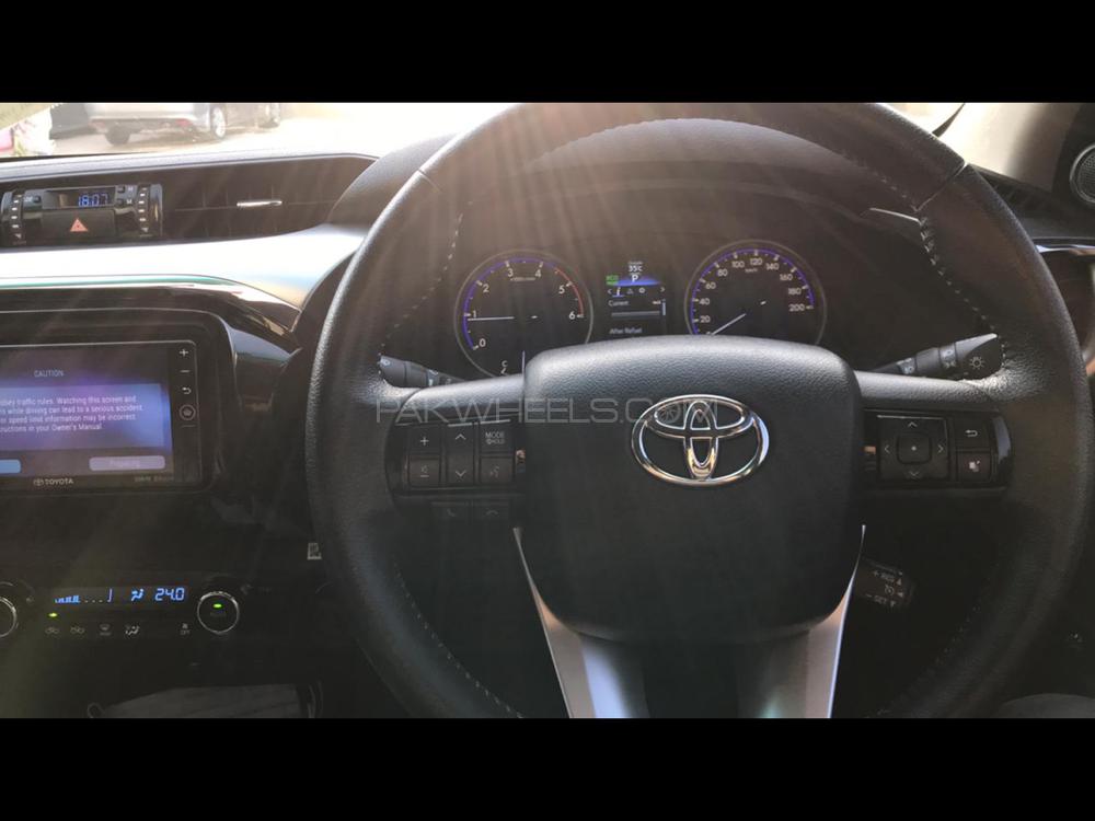 Toyota Hilux 2019 for Sale in Karachi Toyota Hilux 2019 for Sale in Karachi Image-4