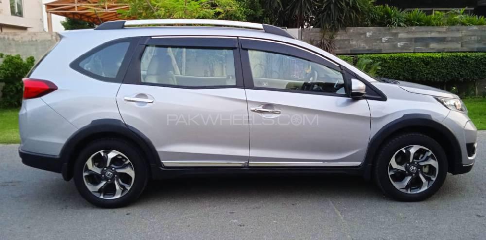Honda BR-V 2018 for Sale in Lahore Honda BR-V 2018 for Sale in Lahore Image-5