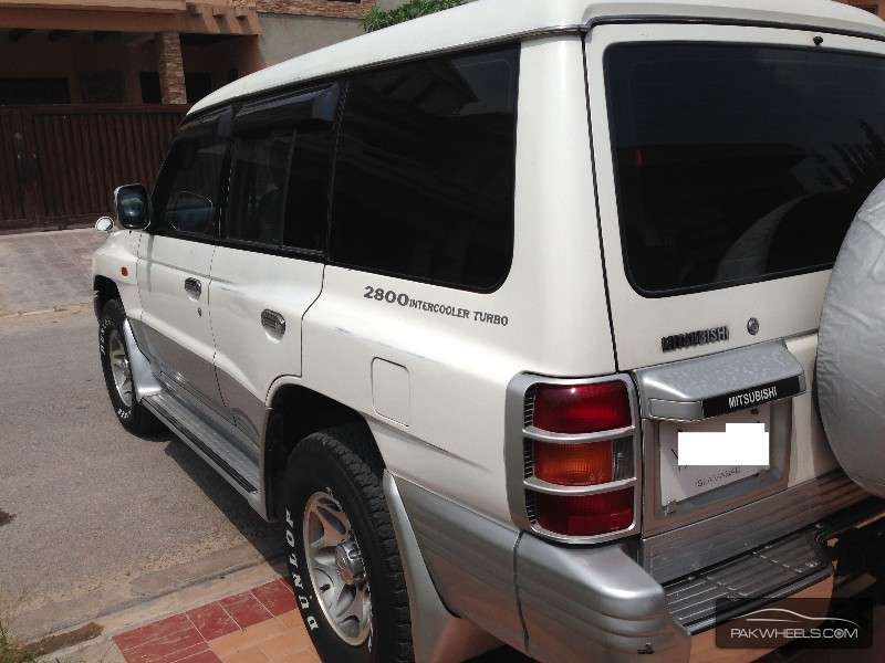Mitsubishi Pajero 2001 for Sale in Islamabad Mitsubishi Pajero 2001 for Sale in Islamabad Image-4