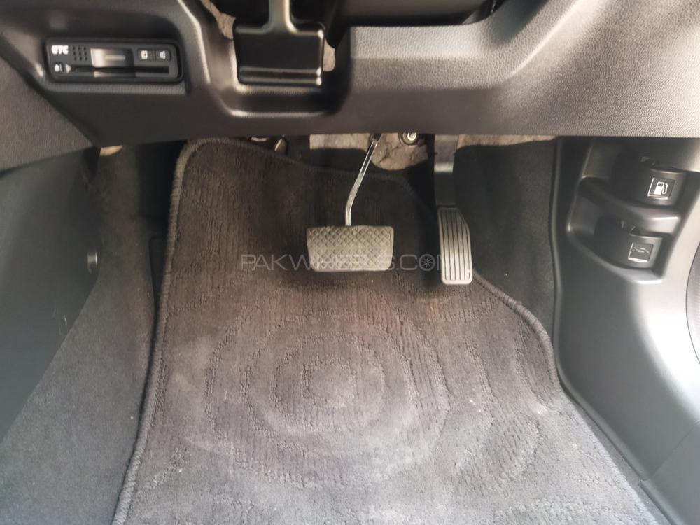 Honda Fit 2014 for Sale in Gujranwala Honda Fit 2014 for Sale in Gujranwala Image-9