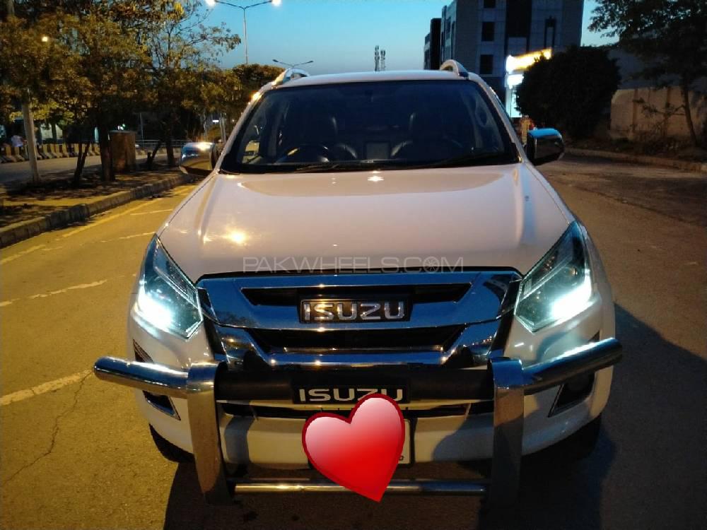 Isuzu D-Max 2019 for Sale in Islamabad Image-1