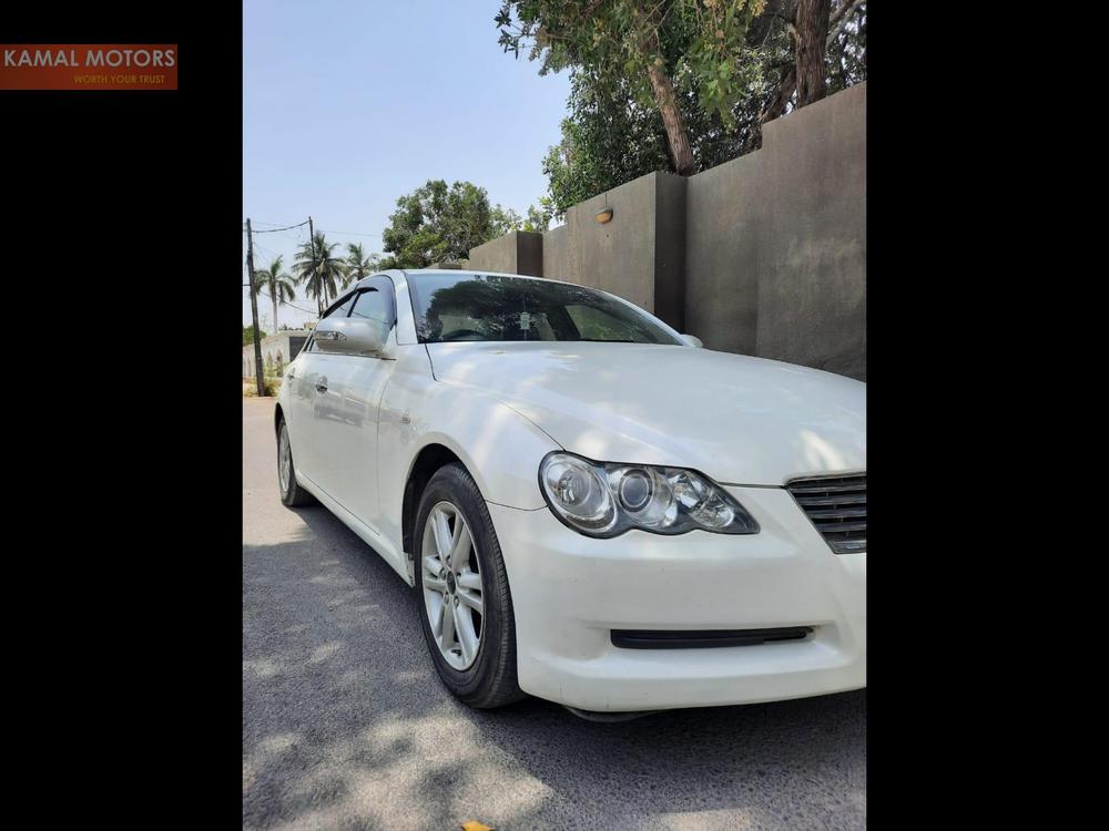 Toyota Mark X 2004 for Sale in Karachi Image-1