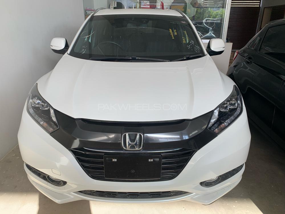 Honda Vezel 2016 for Sale in Karachi Image-1