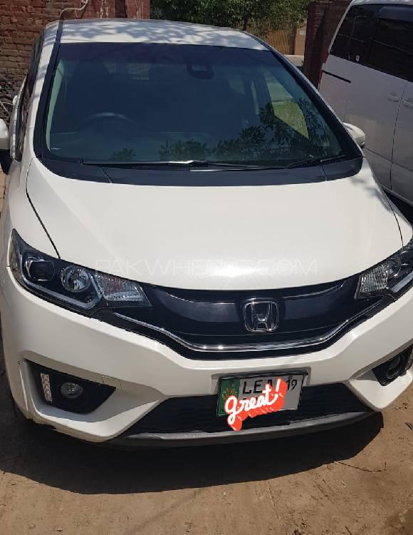 Honda Fit 2015 for Sale in Lahore Image-1