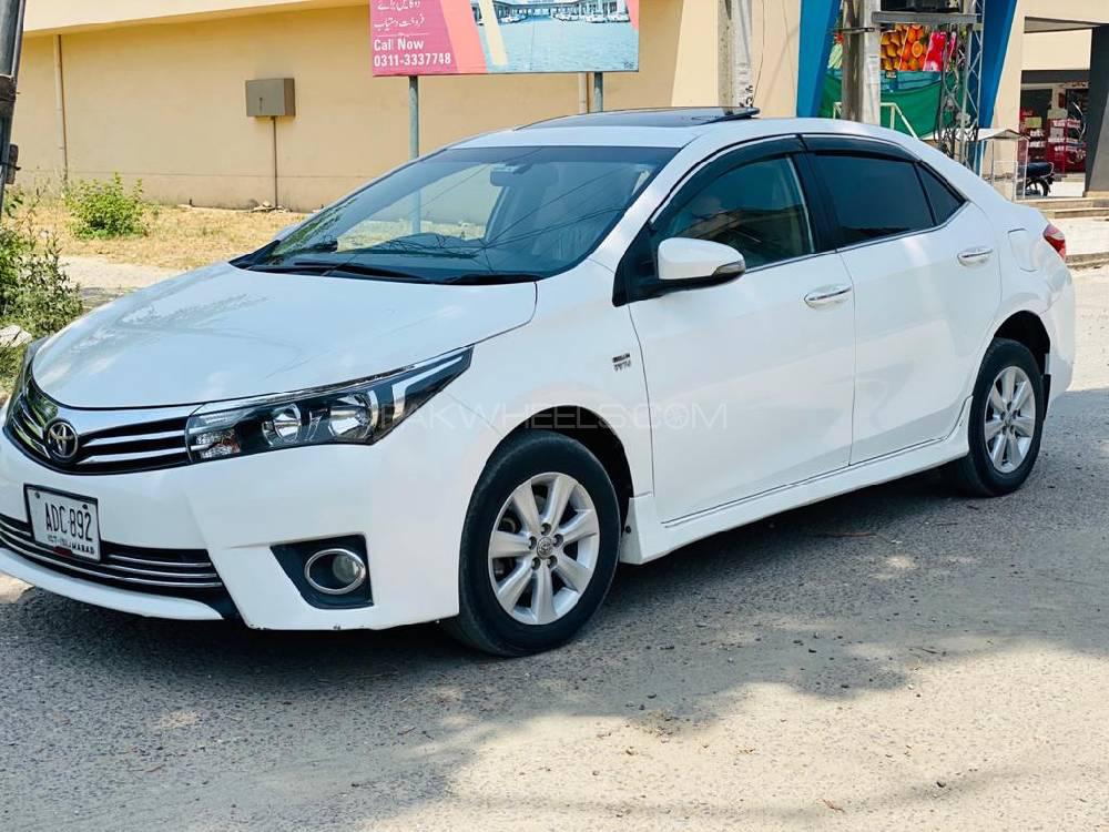 Toyota Corolla Altis Grande 1.8 2017 for sale in Mardan | PakWheels