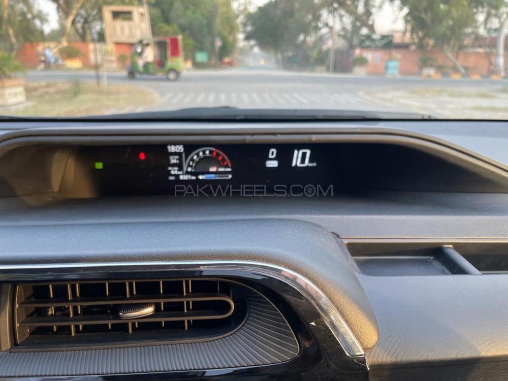 Toyota Aqua 2018 for Sale in Sahiwal Toyota Aqua 2018 for Sale in Sahiwal Image-11