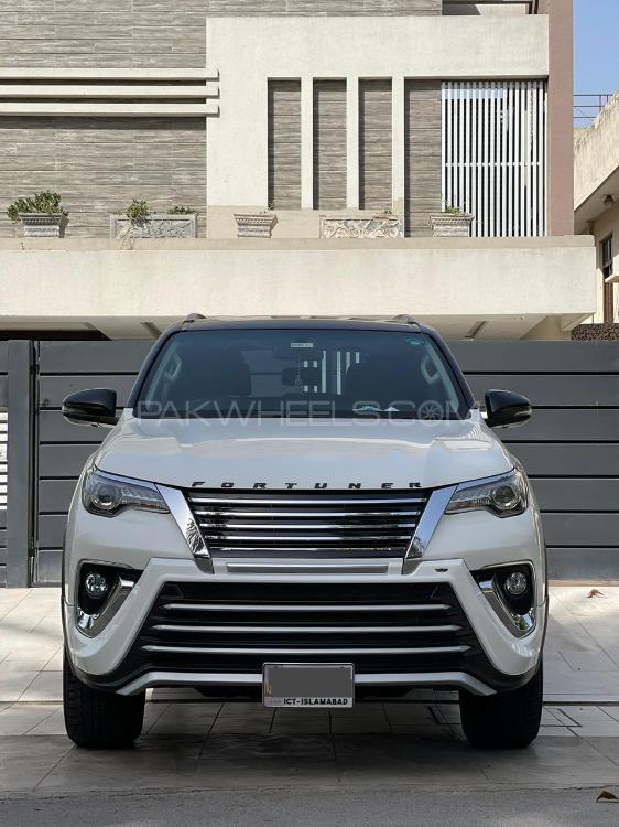 Toyota Fortuner 2018 for Sale in Sialkot Toyota Fortuner 2018 for Sale in Sialkot Image-7