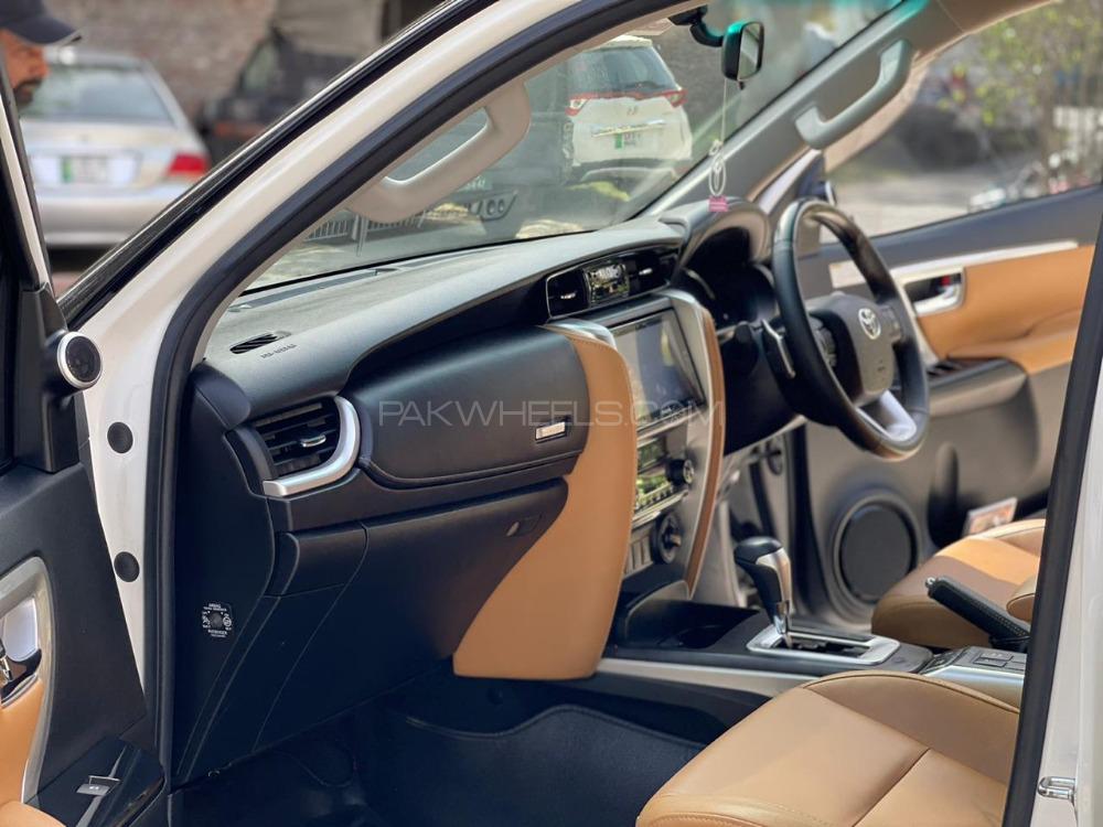 Toyota Fortuner 2018 for Sale in Sialkot Toyota Fortuner 2018 for Sale in Sialkot Image-10