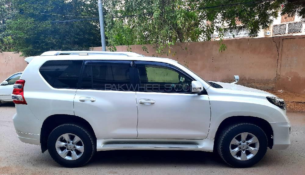 Toyota Prado 2015 for Sale in Karachi Toyota Prado 2015 for Sale in Karachi Image-11