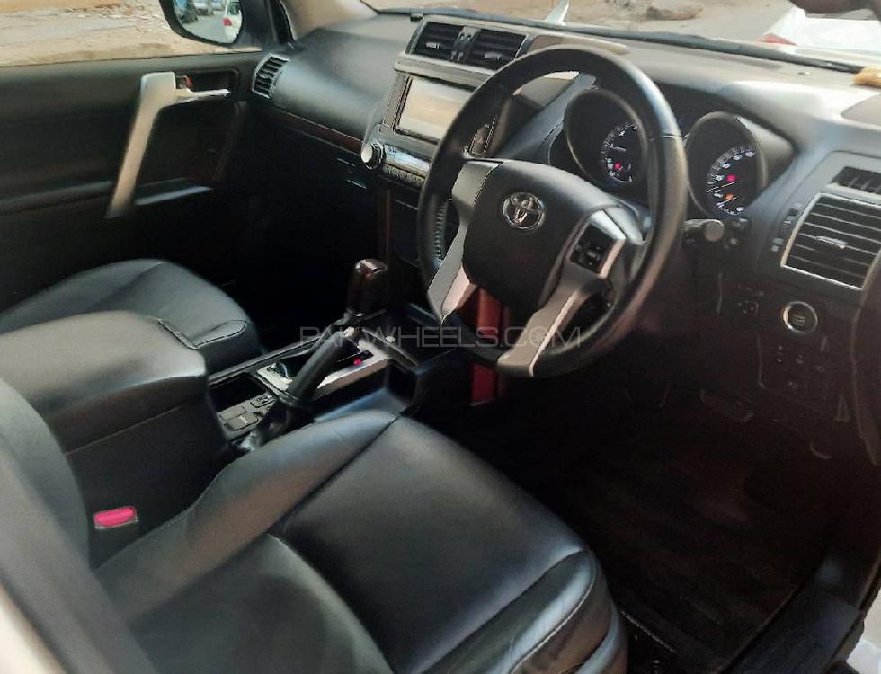 Toyota Prado 2015 for Sale in Karachi Toyota Prado 2015 for Sale in Karachi Image-17