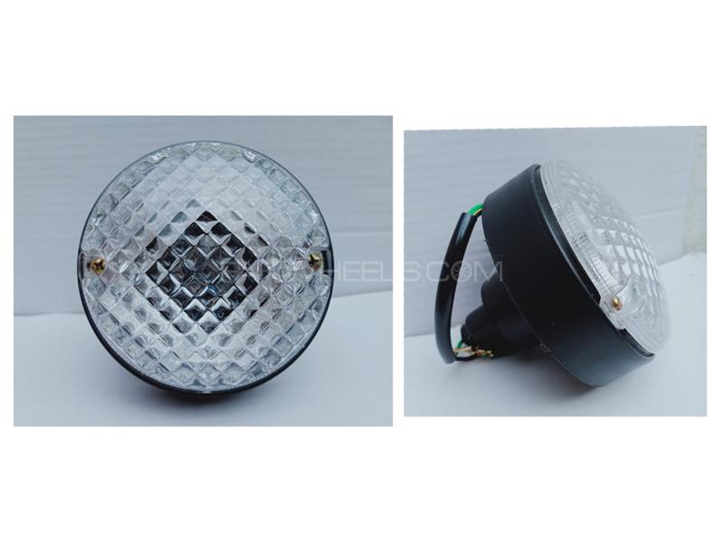 Land Rover Defender Rear Reverse Gear Light 1pc for sale in Lahore Image-1
