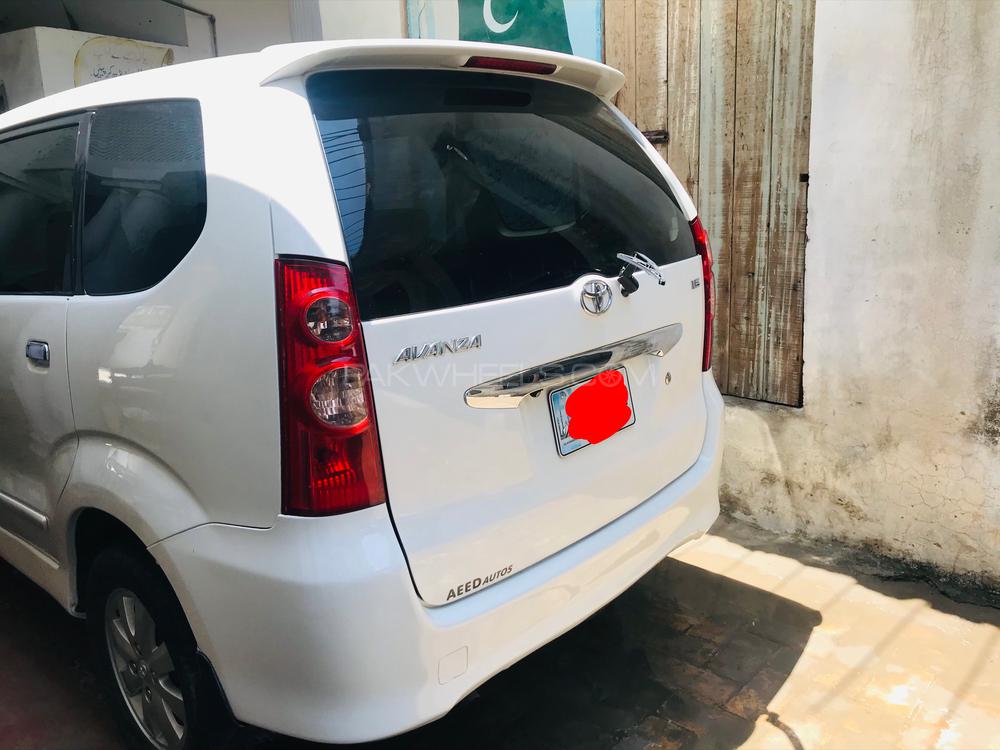 ٹویوٹا اونزا 2011 for Sale in اٹک Image-1