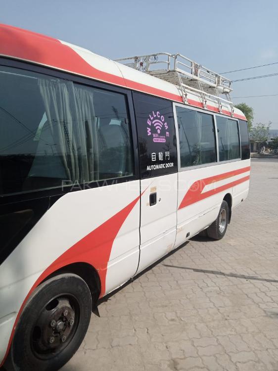 Toyota Coaster 2010 for Sale in Hassan abdal Image-1