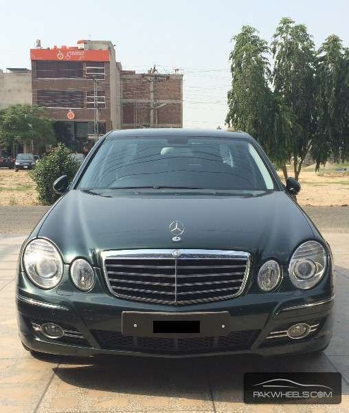 Mercedes Benz E Class 2008 for Sale in Lahore Image-1