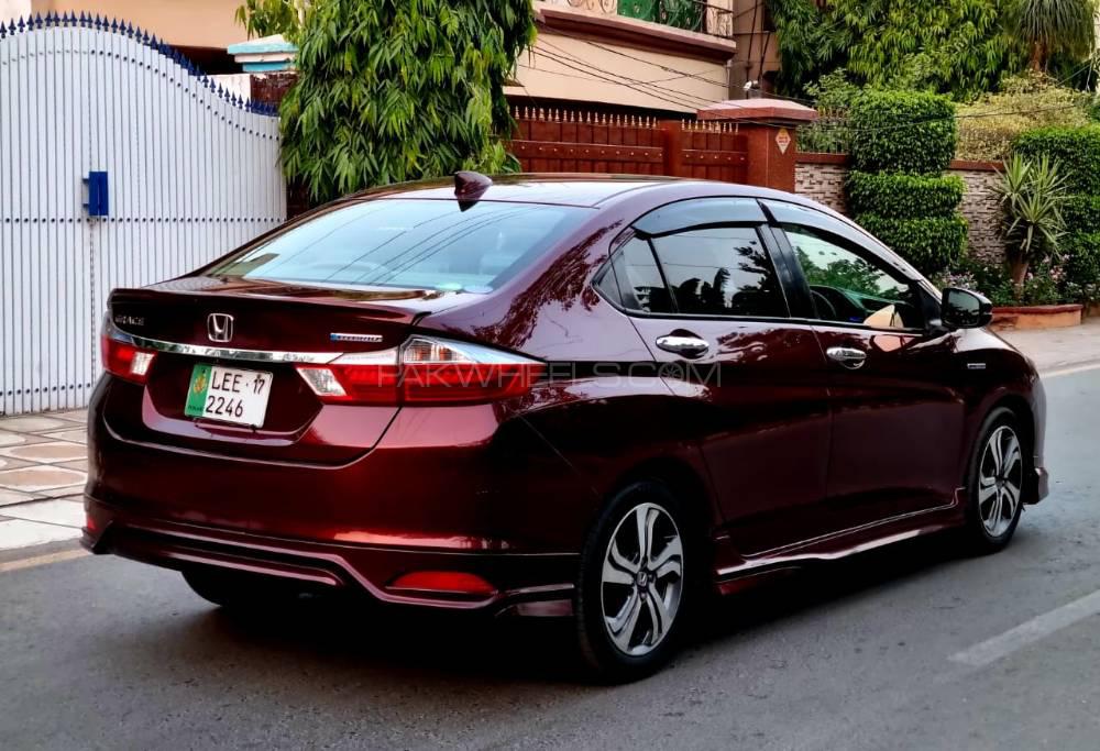 Honda grace 2014