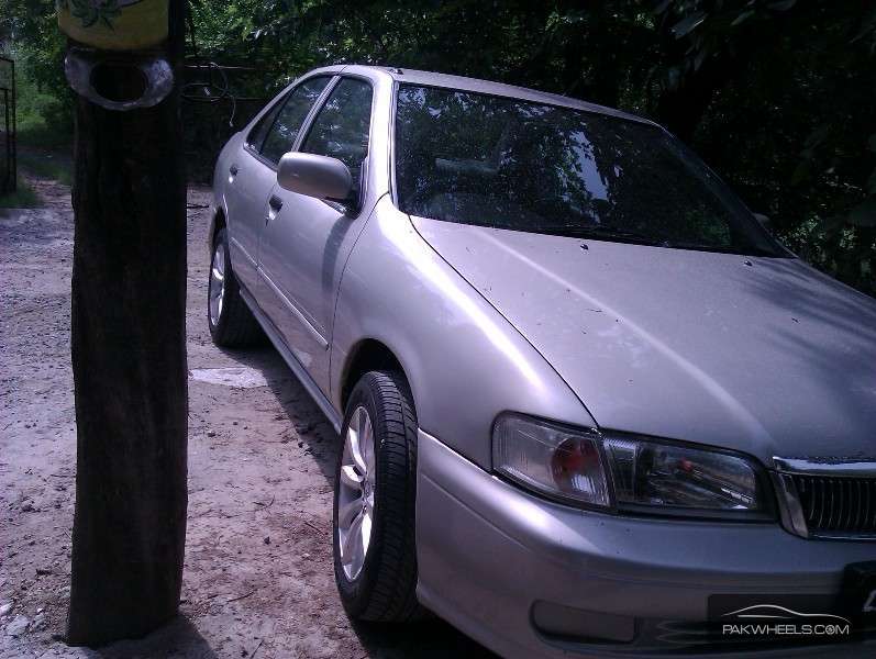 Nissan Sunny 2001 for Sale in Islamabad Image-1