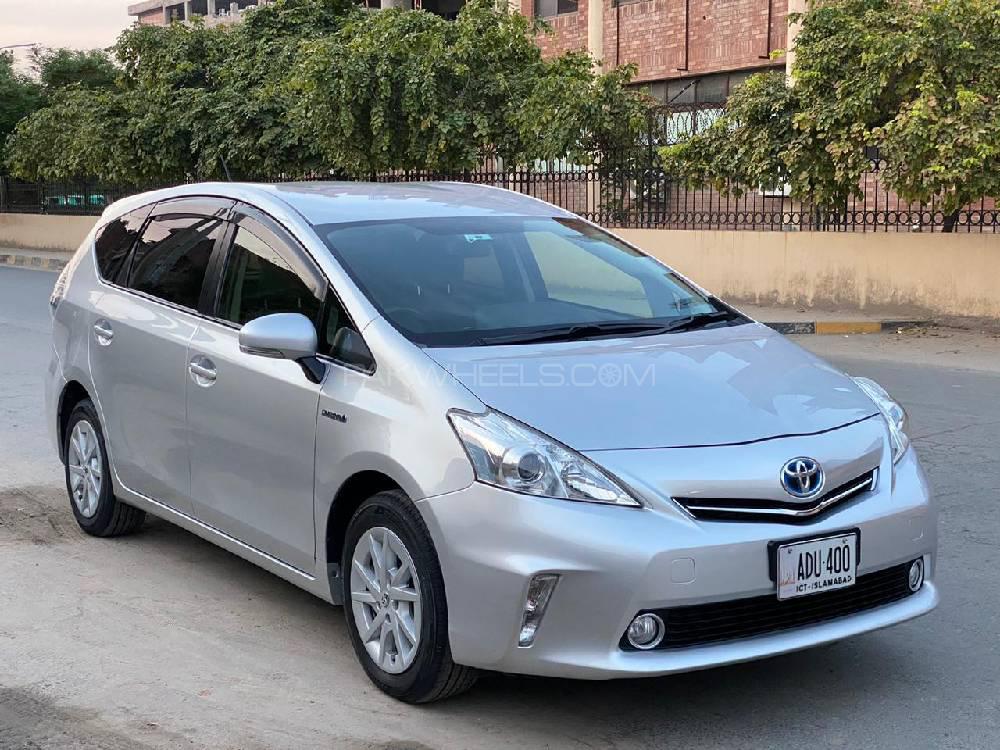 Toyota prius alpha клиренс