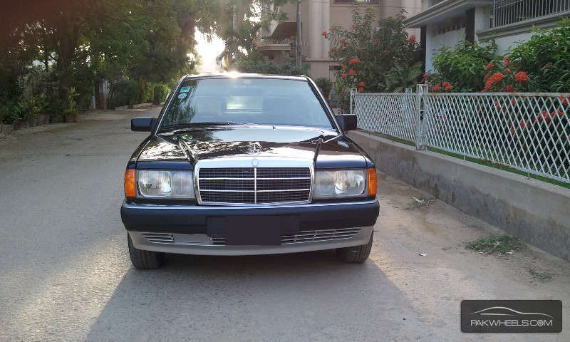 Mercedes Benz E Class 1993 for Sale in Karachi Image-1