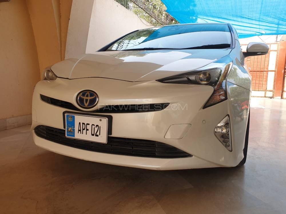 Toyota Prius 2016 for Sale in Faisalabad Image-1