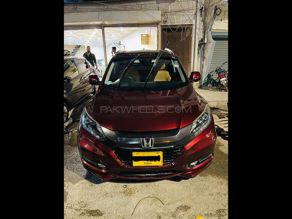 Honda Vezel 2015 for Sale in Karachi Image-1