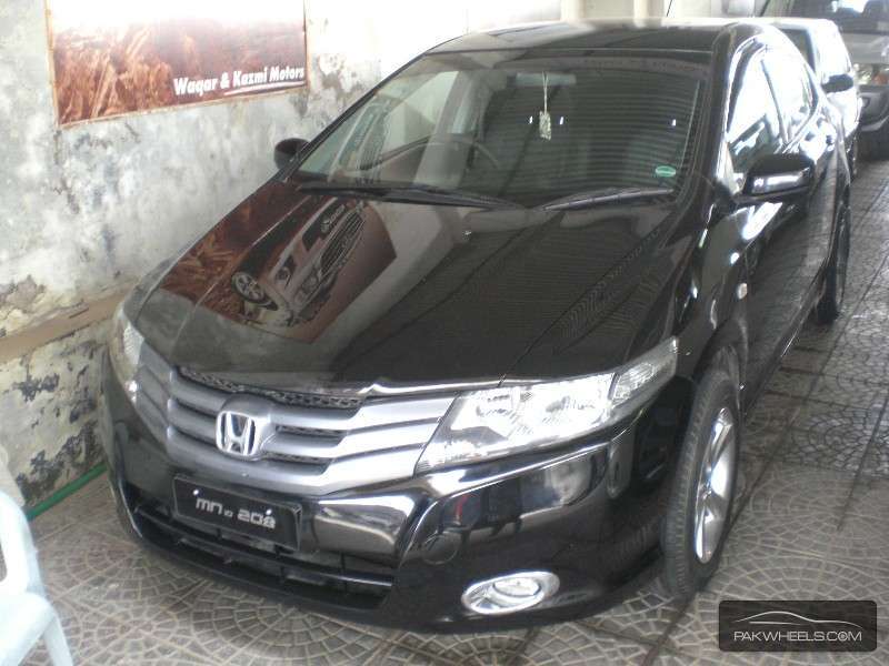 Honda City 2010 for Sale in Multan Image-1
