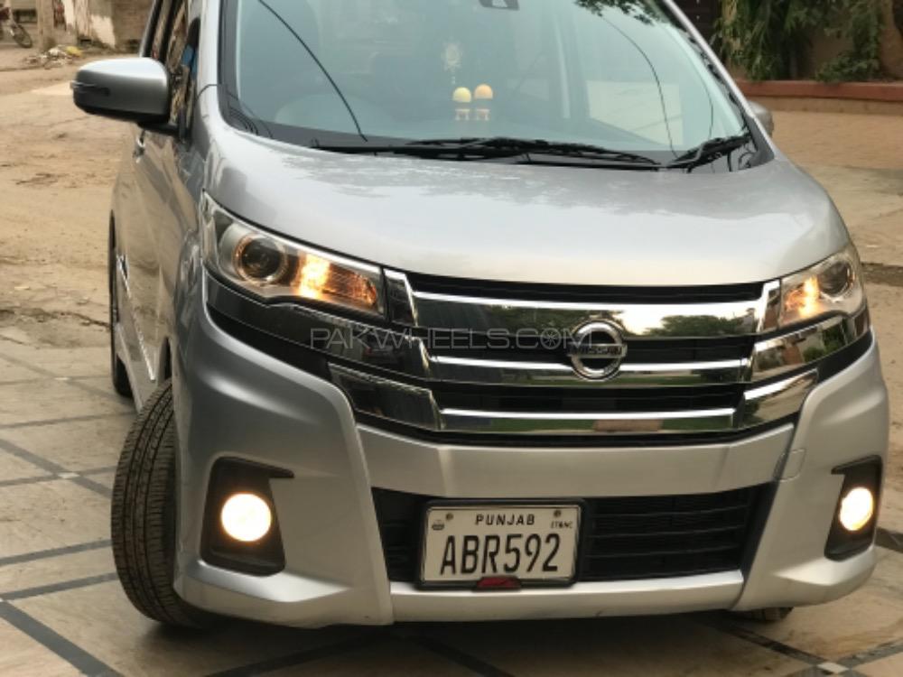 Nissan Dayz Highway Star 2017 for Sale in Lahore Image-1