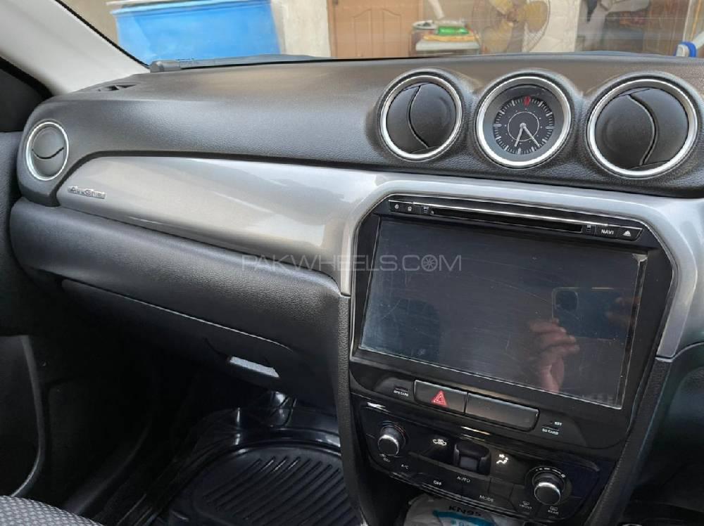 Suzuki Vitara 2017 for Sale in Faisalabad Suzuki Vitara 2017 for Sale in Faisalabad Image-11