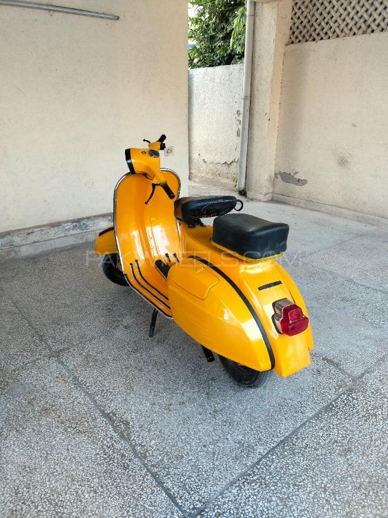 Vespa 150cc - 1974  Image-1