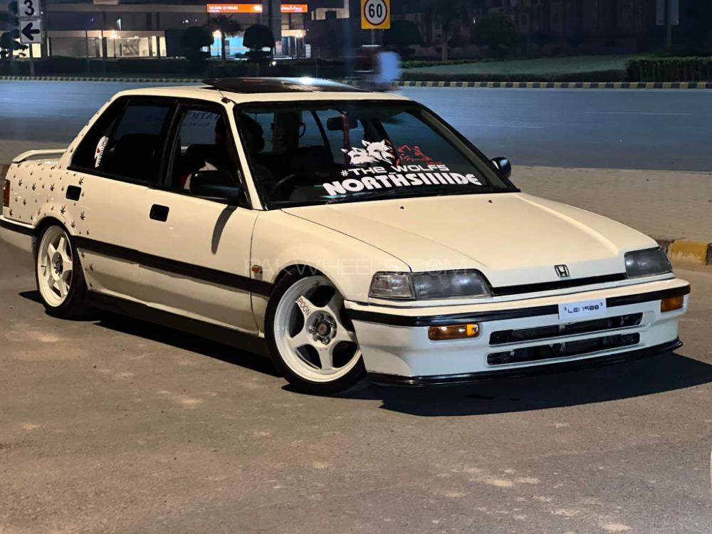 Honda Civic - 1988  Image-1