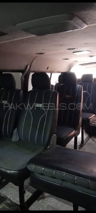 Toyota Hiace 2012 for Sale in Gojra Toyota Hiace 2012 for Sale in Gojra Image-8