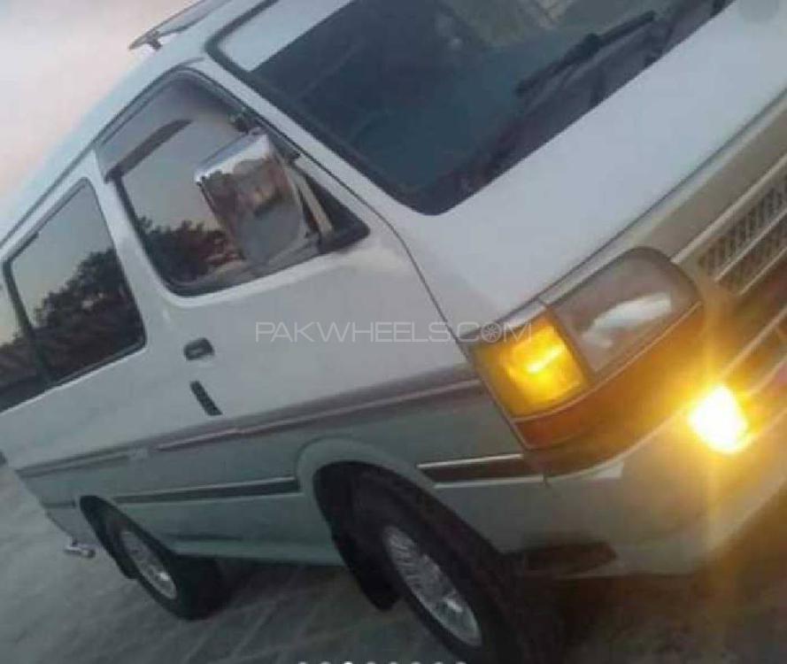 Toyota Hiace 1990 for Sale in Jatlaan Image-1