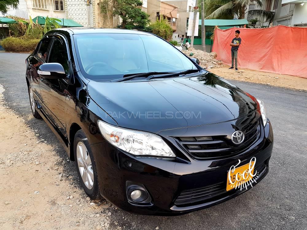 Toyota Corolla 2014 for Sale in Karachi Image-1