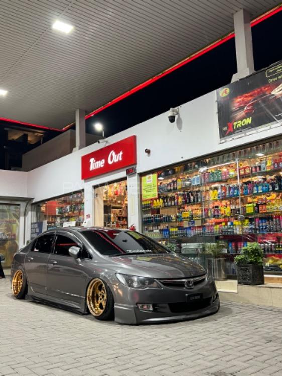 Honda Civic - 2008  Image-1