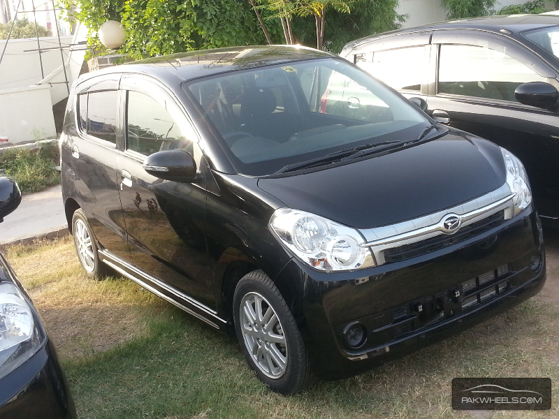 Daihatsu mira 2009 год