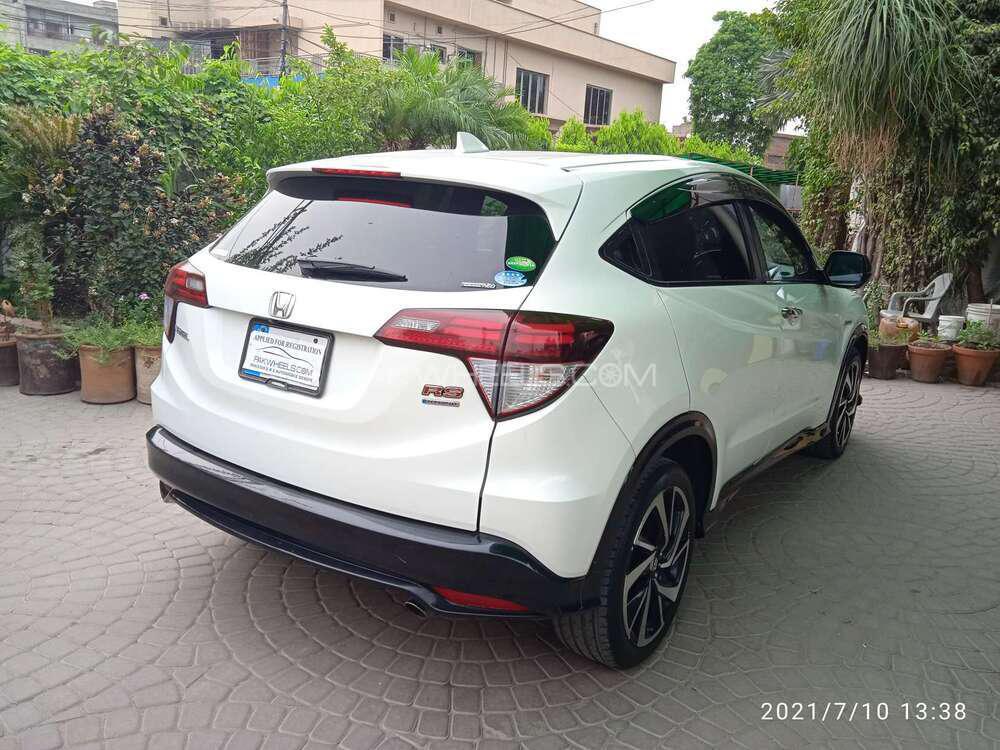 Honda Vezel 2016 for Sale in Lahore Honda Vezel 2016 for Sale in Lahore Image-16