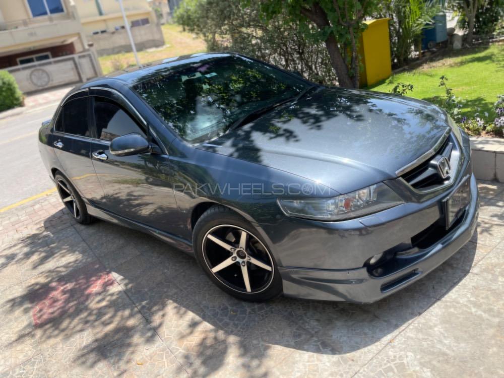 Honda Accord - 2003  Image-1