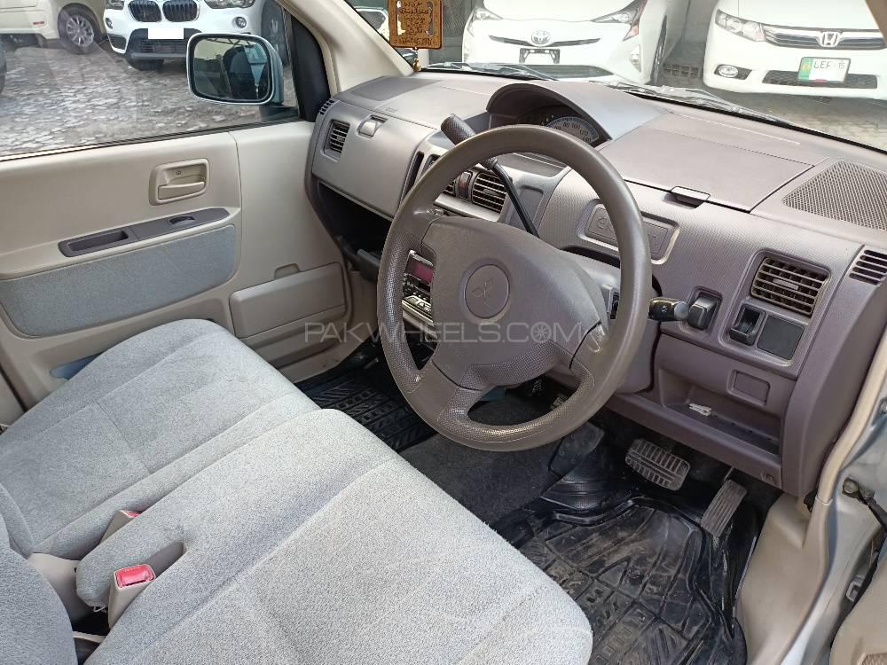 Mitsubishi Ek Wagon 2003 for Sale in Lahore Mitsubishi Ek Wagon 2003 for Sale in Lahore Image-7