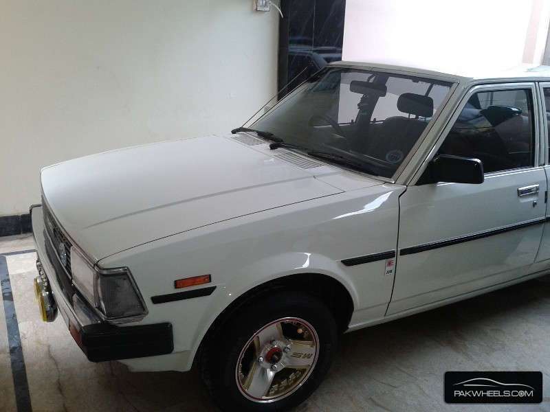 Toyota Corolla 1982 for Sale in Peshawar Image-1