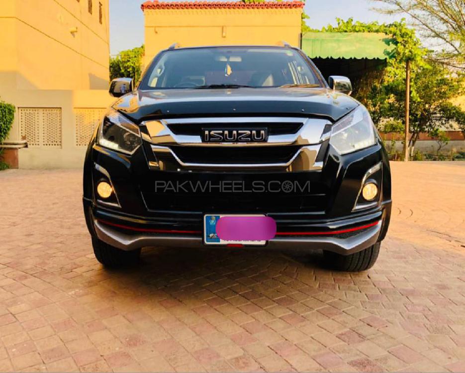 Isuzu D-Max 2019 for Sale in Multan Image-1