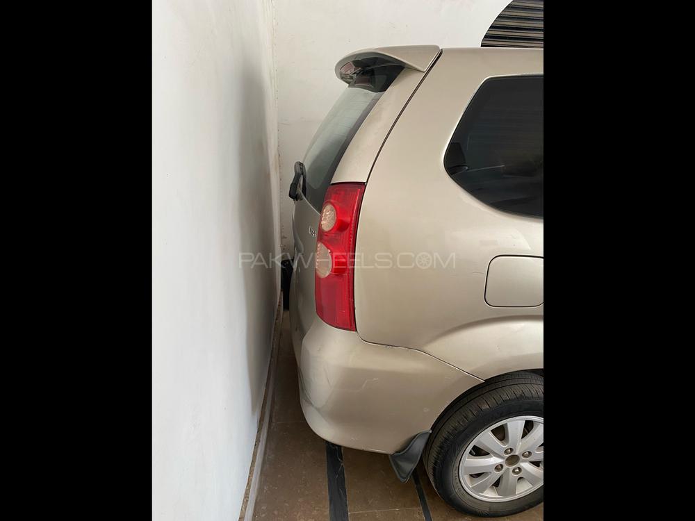 Toyota Avanza 2011 for Sale in Jhang Image-1